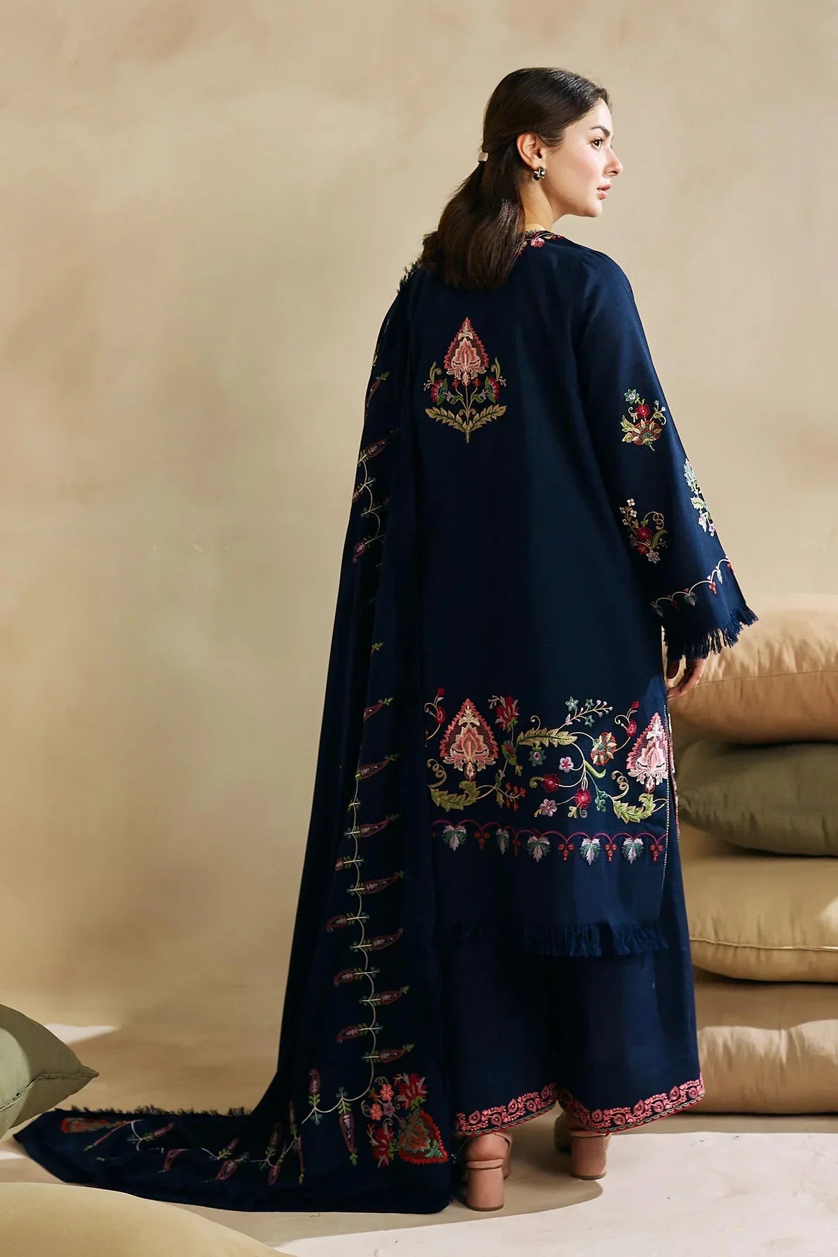 Zara Shahjahan - WOOL MAREENA 3PC EMBROIDERED DRESS D-331