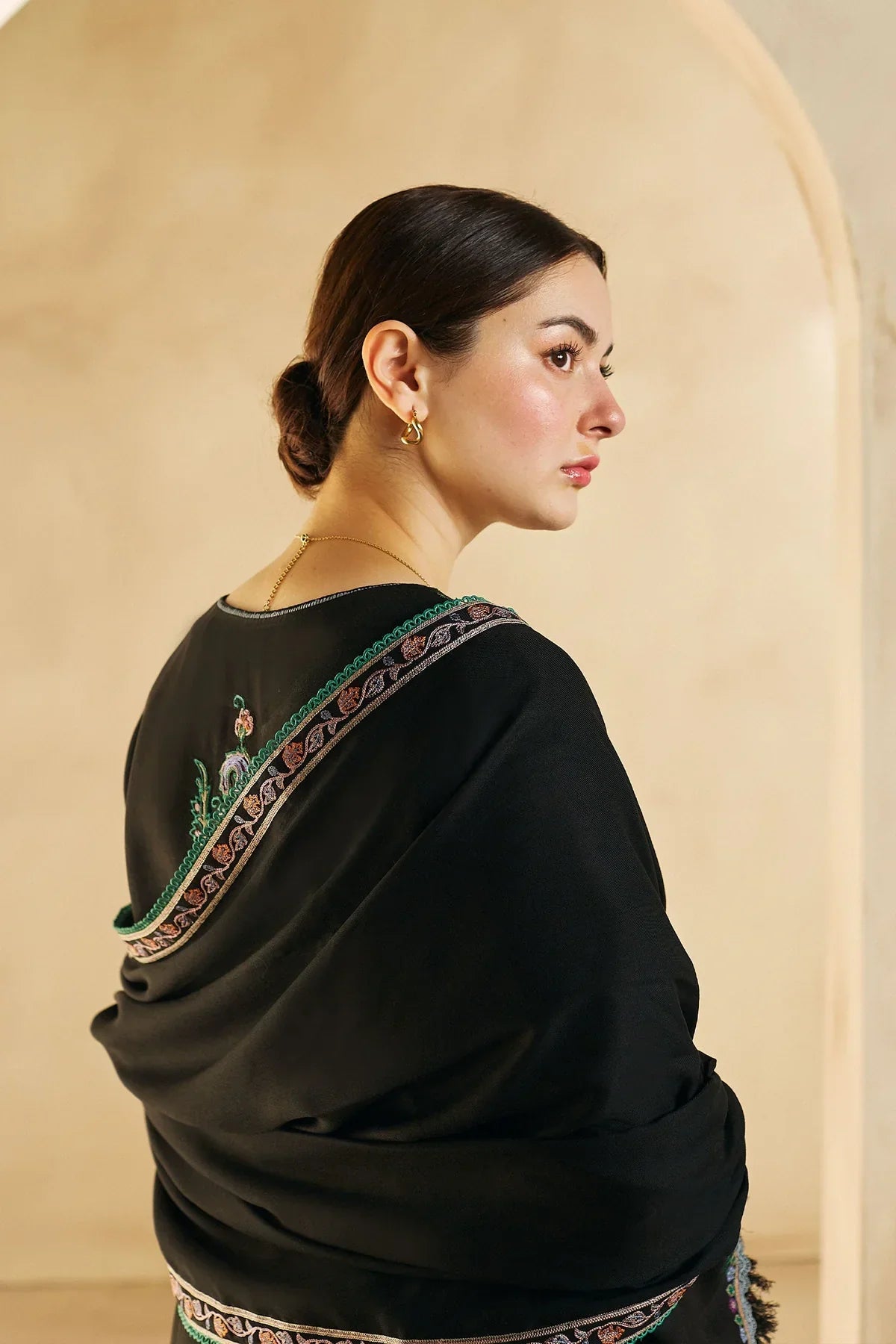 Zara Shahjahan - WOOL MAREENA 3PC EMBROIDERED -KSH5027